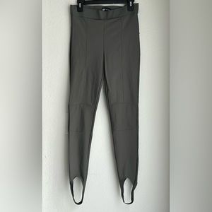 Gray pants from Zara
